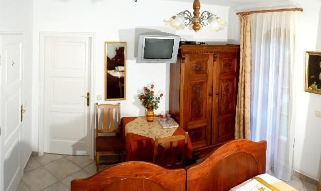 Hotel-Pension Residenz Balatonakali Exterior photo
